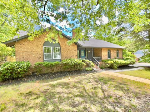 7221 Leaves Lane Charlotte NC 28213