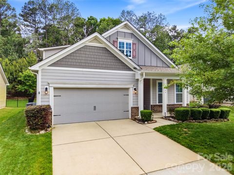 Photo of 2444 Seagull Drive, Denver, NC 28037 (MLS # 4380894)