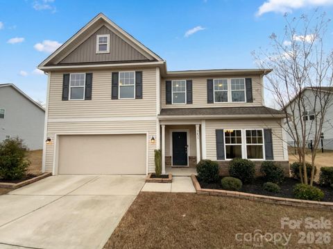 Photo of 5633 Barclay Court, Fort Mill, SC 29707 (MLS # 4341840)