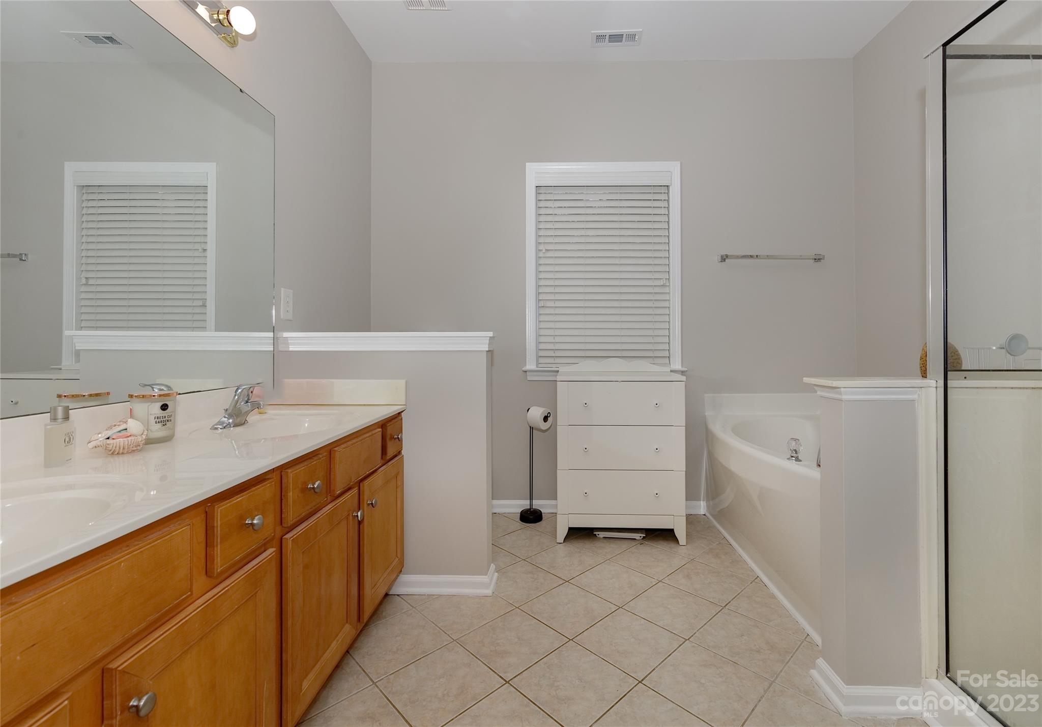 Oakhurst - Residential