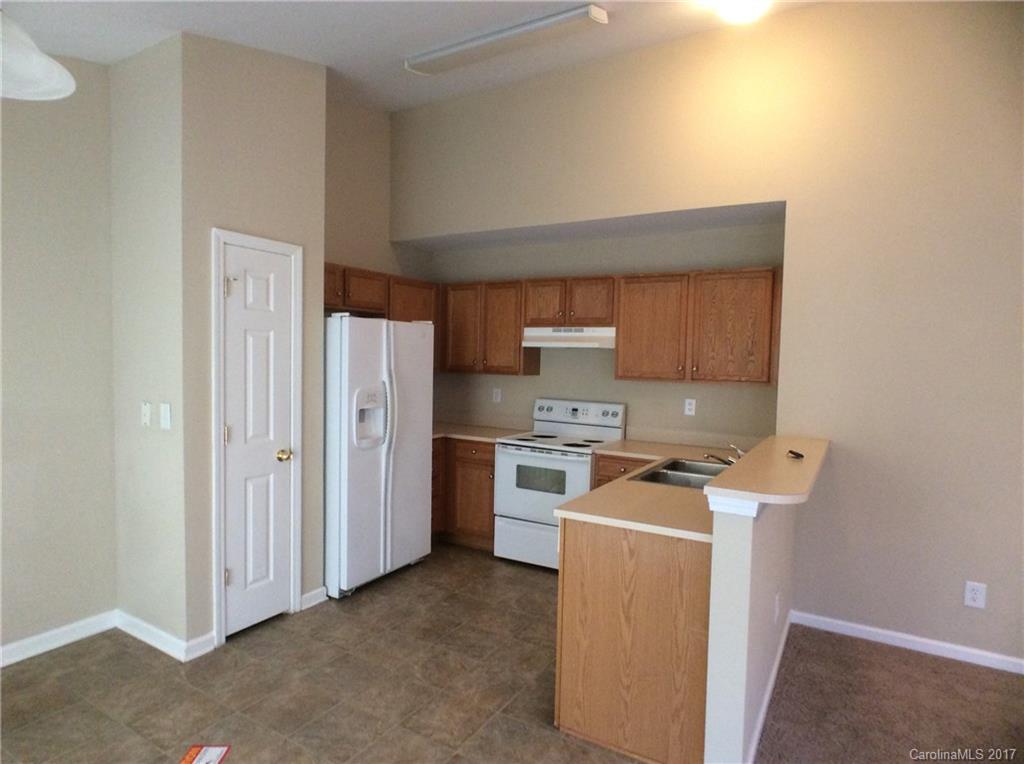 Riverwalk - Residential Lease