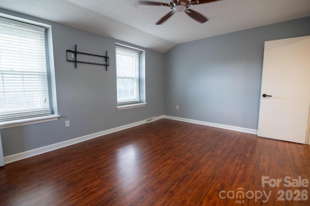 Candlewyck - Residential