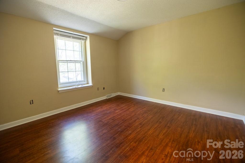 Candlewyck - Residential