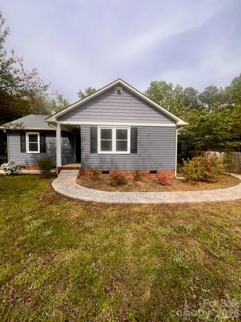 240 Old Limestone Road E