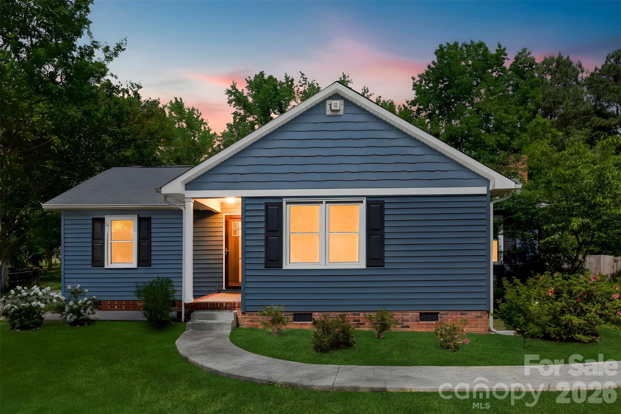 240 Old Limestone Road E