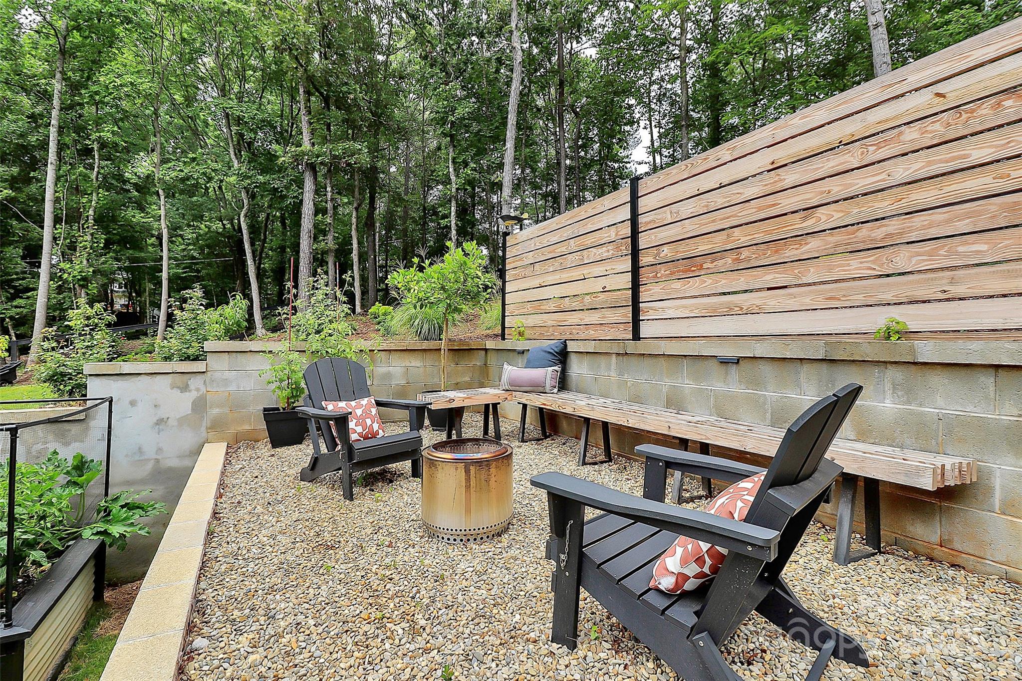 Black Horse Run - Residential