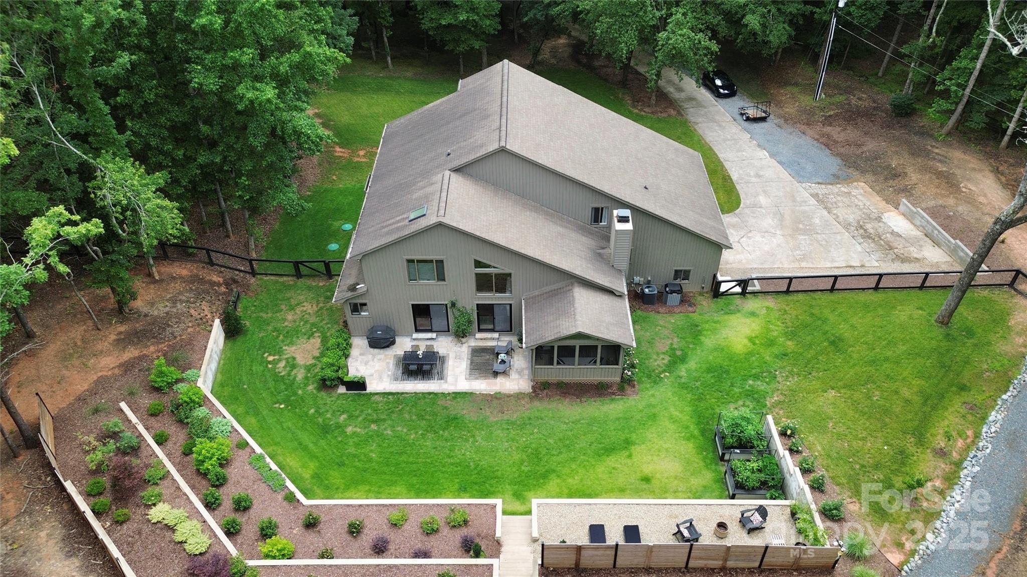 Black Horse Run - Residential