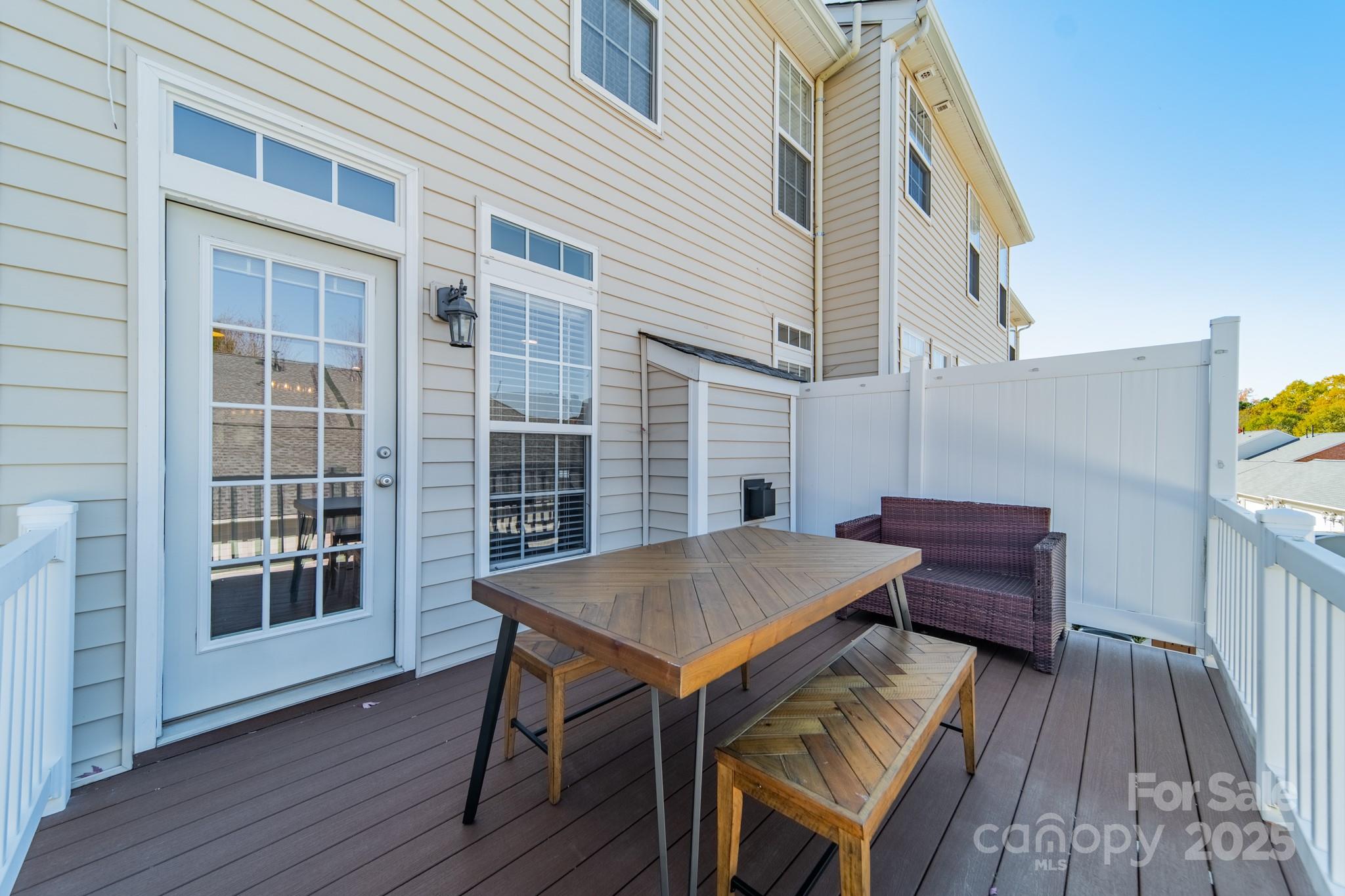 20559 Harbor View Drive