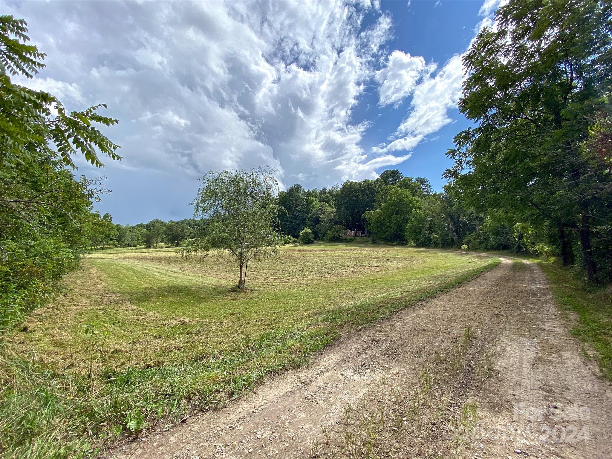 273 & 133 Nicholson Lane