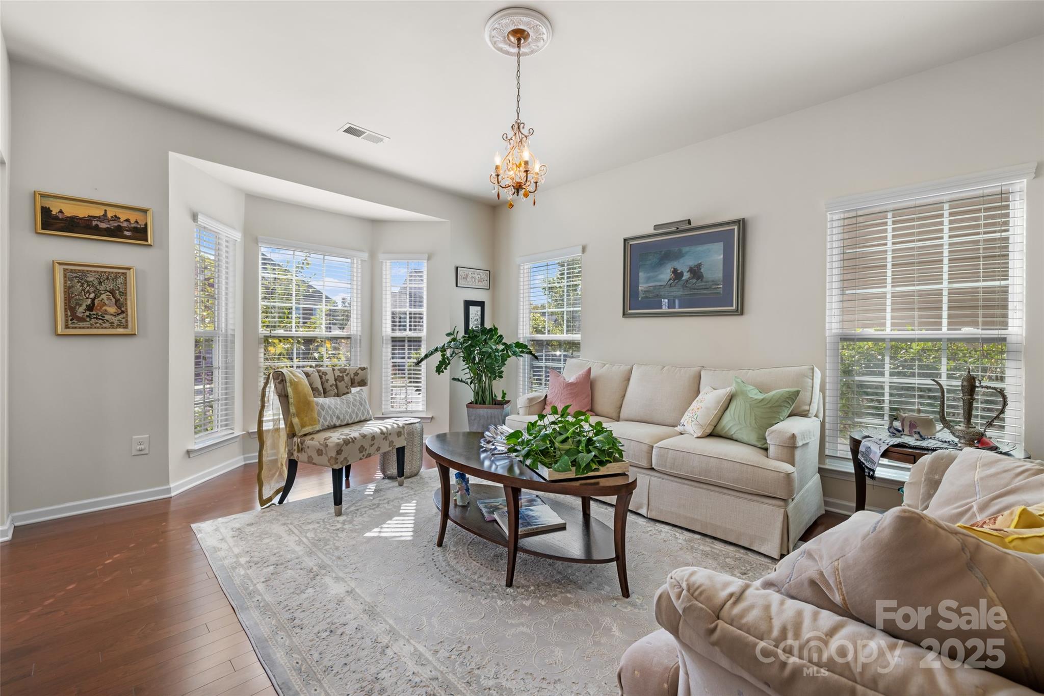 4904 Pepper Drive
