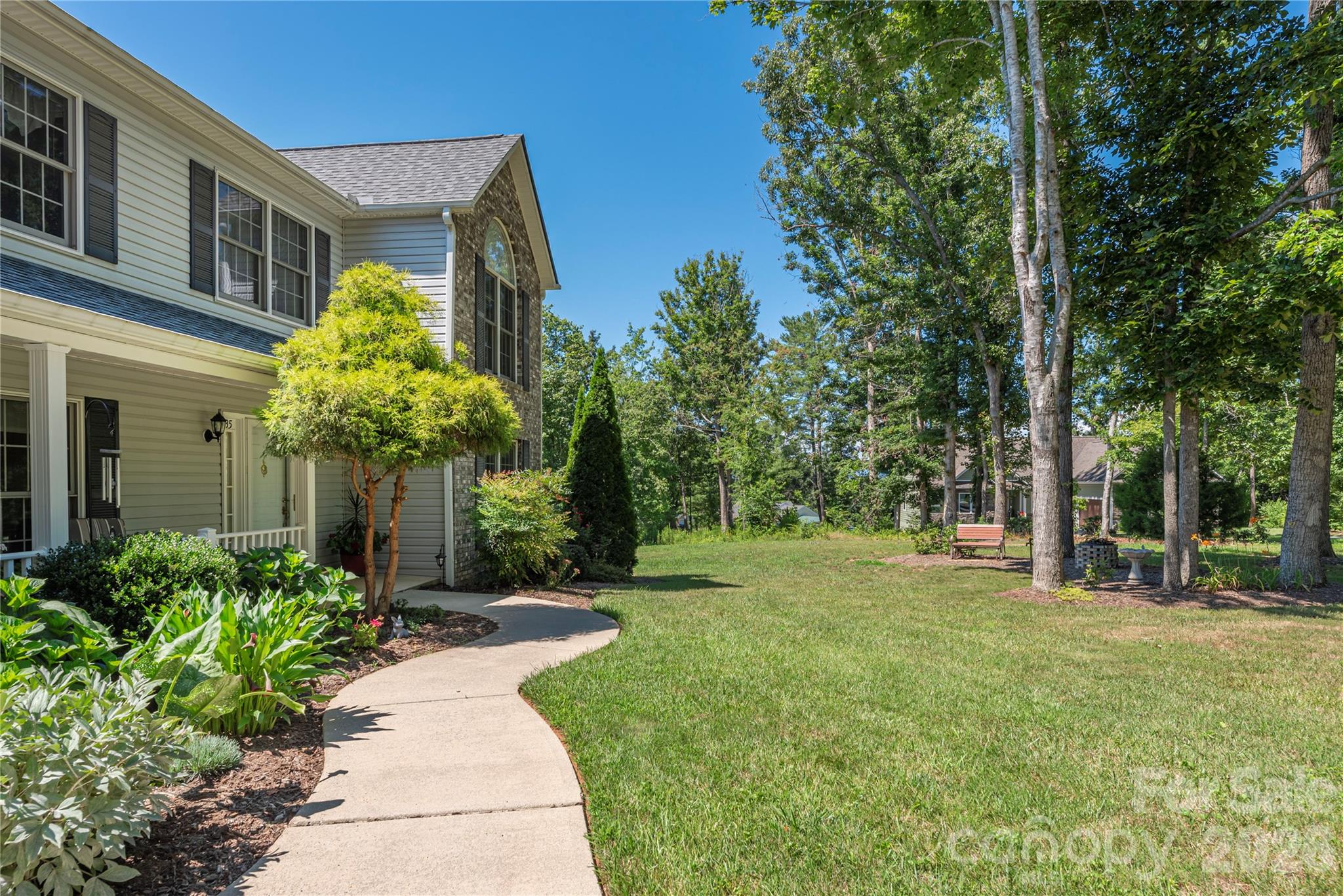 35 Forest Knoll Drive