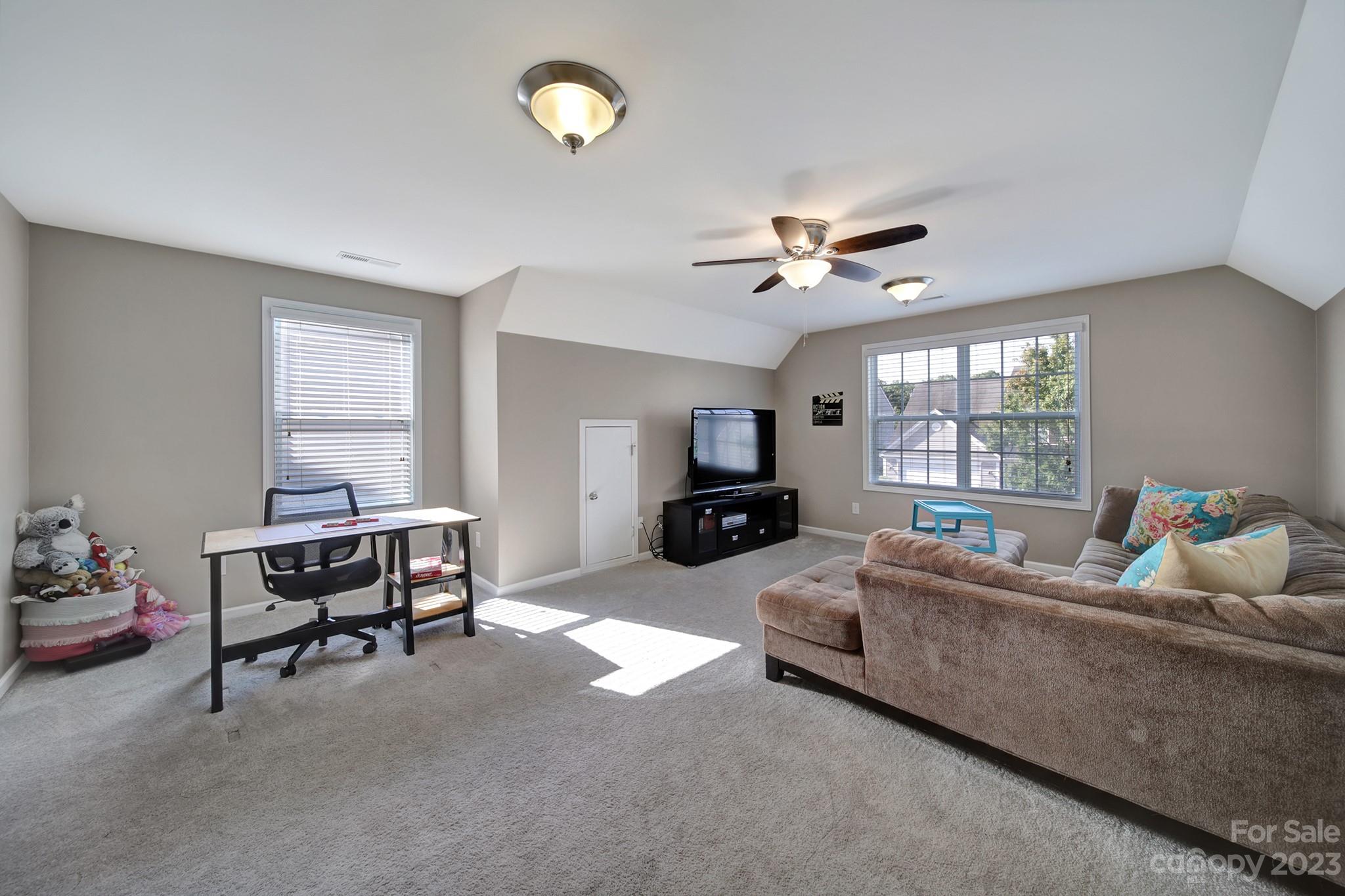 Brandon Oaks - Residential