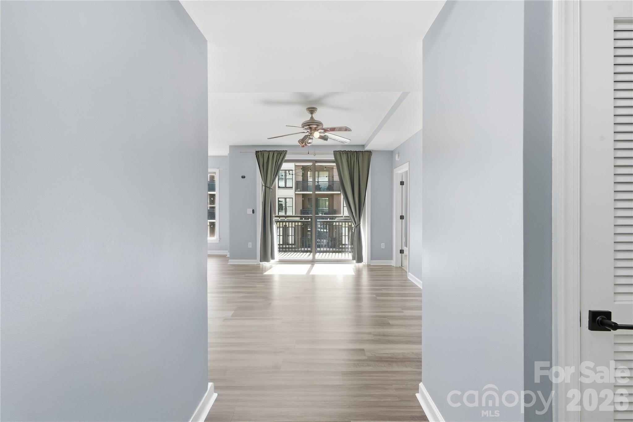 718 W Trade Street