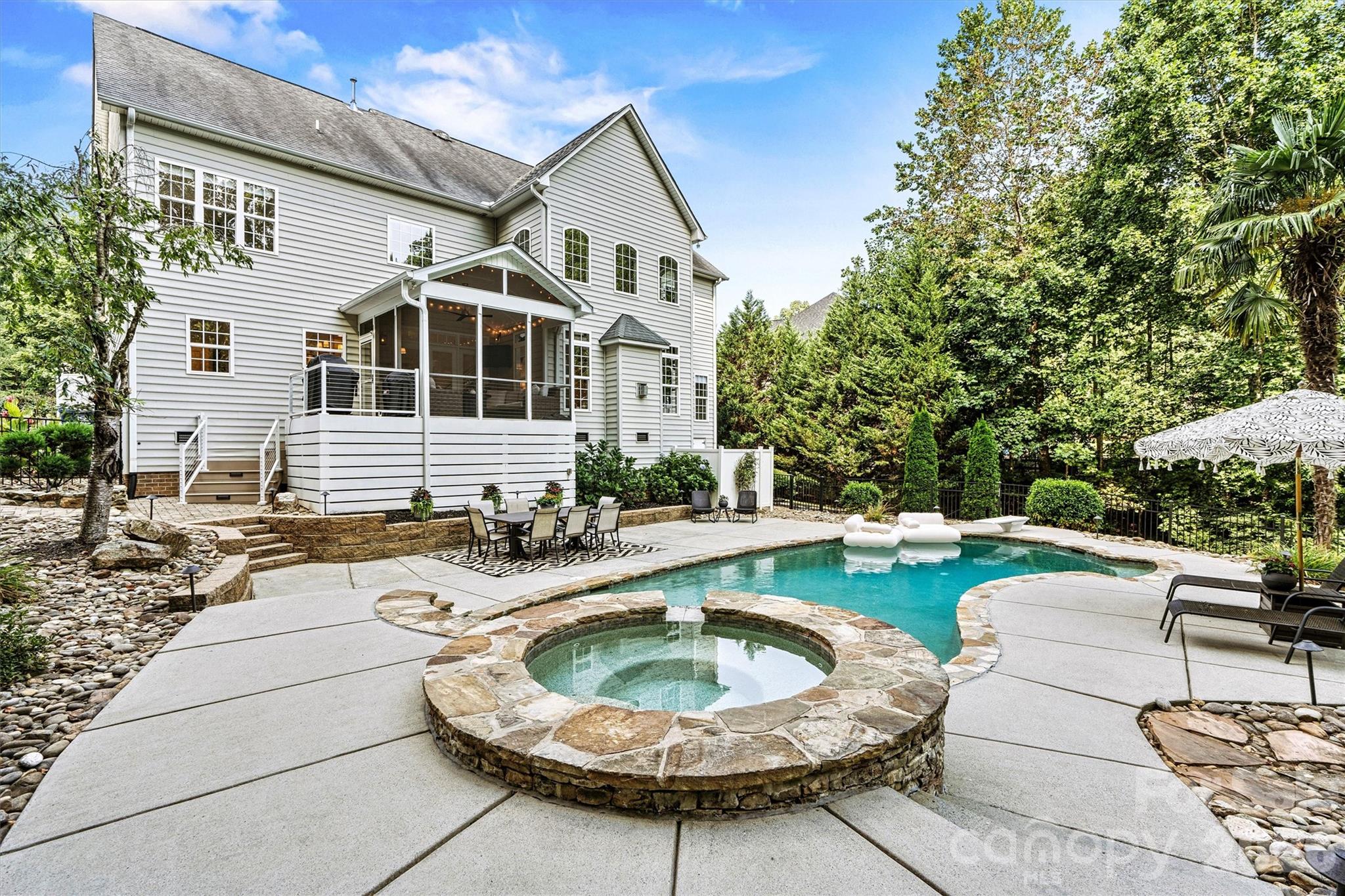 127 Egrets Walk Place