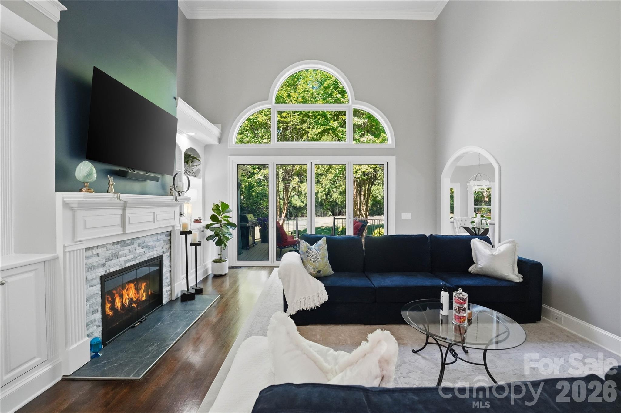 The Peninsula - Residential