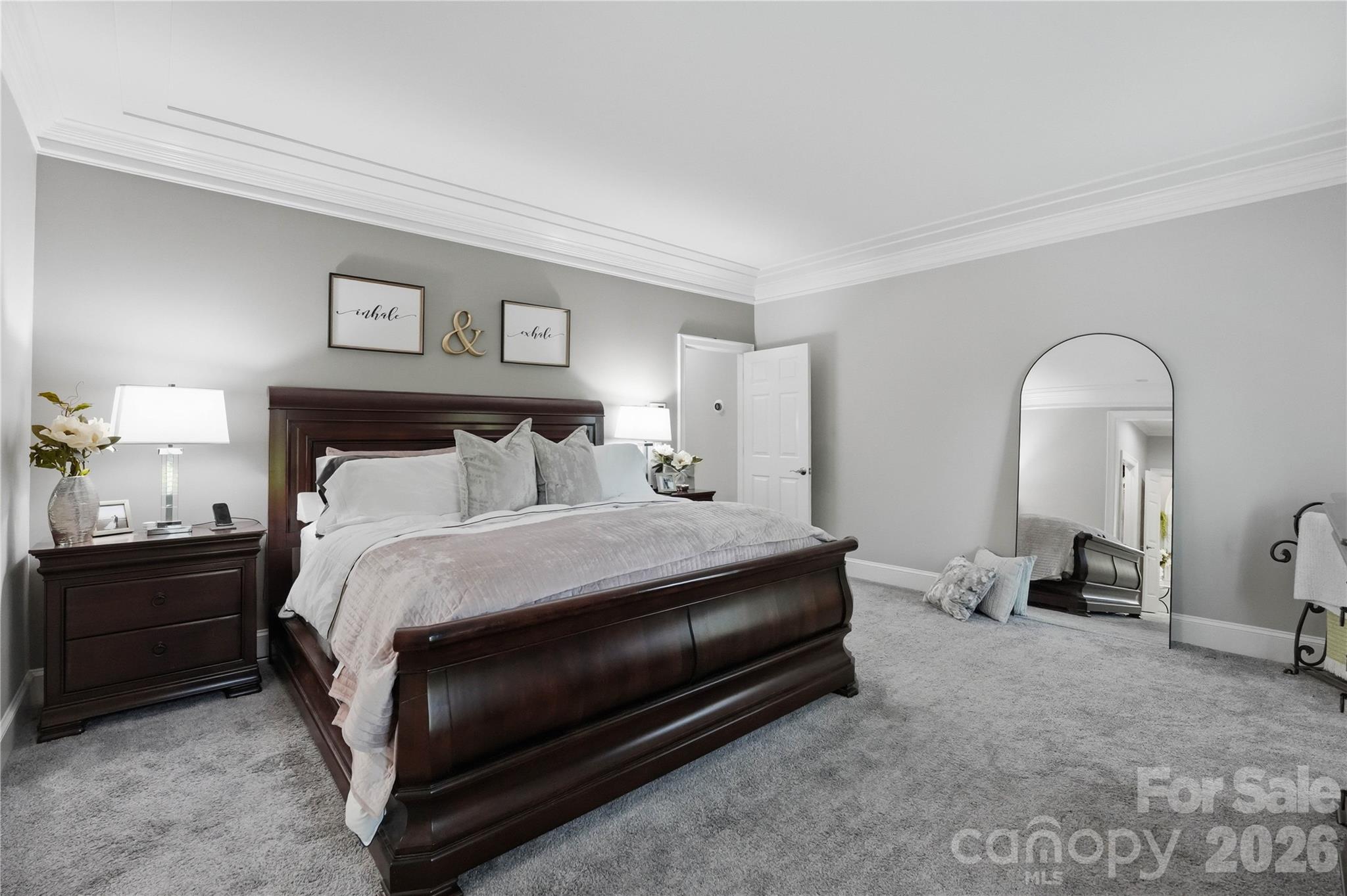 The Peninsula - Residential