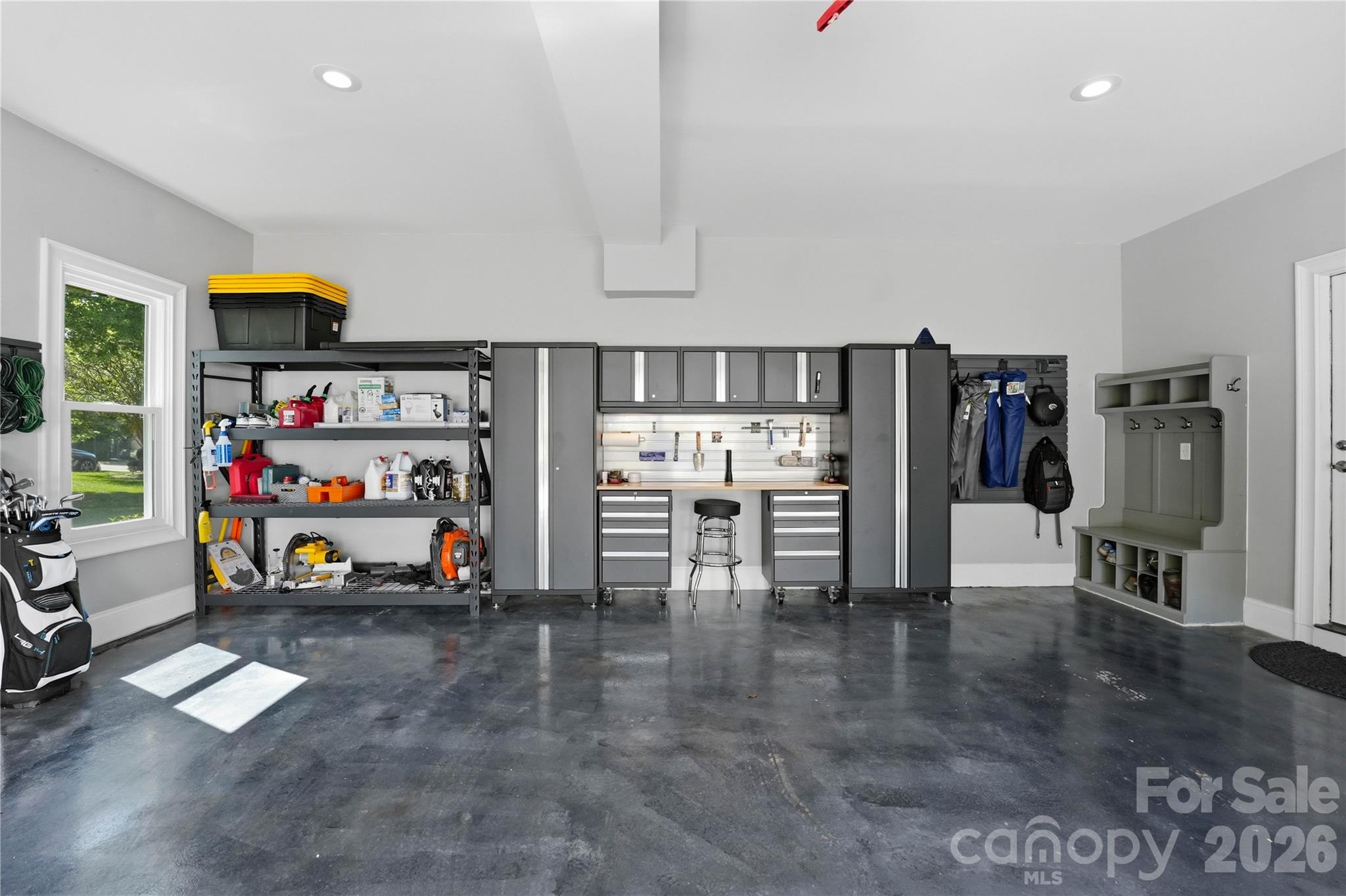 The Peninsula - Residential