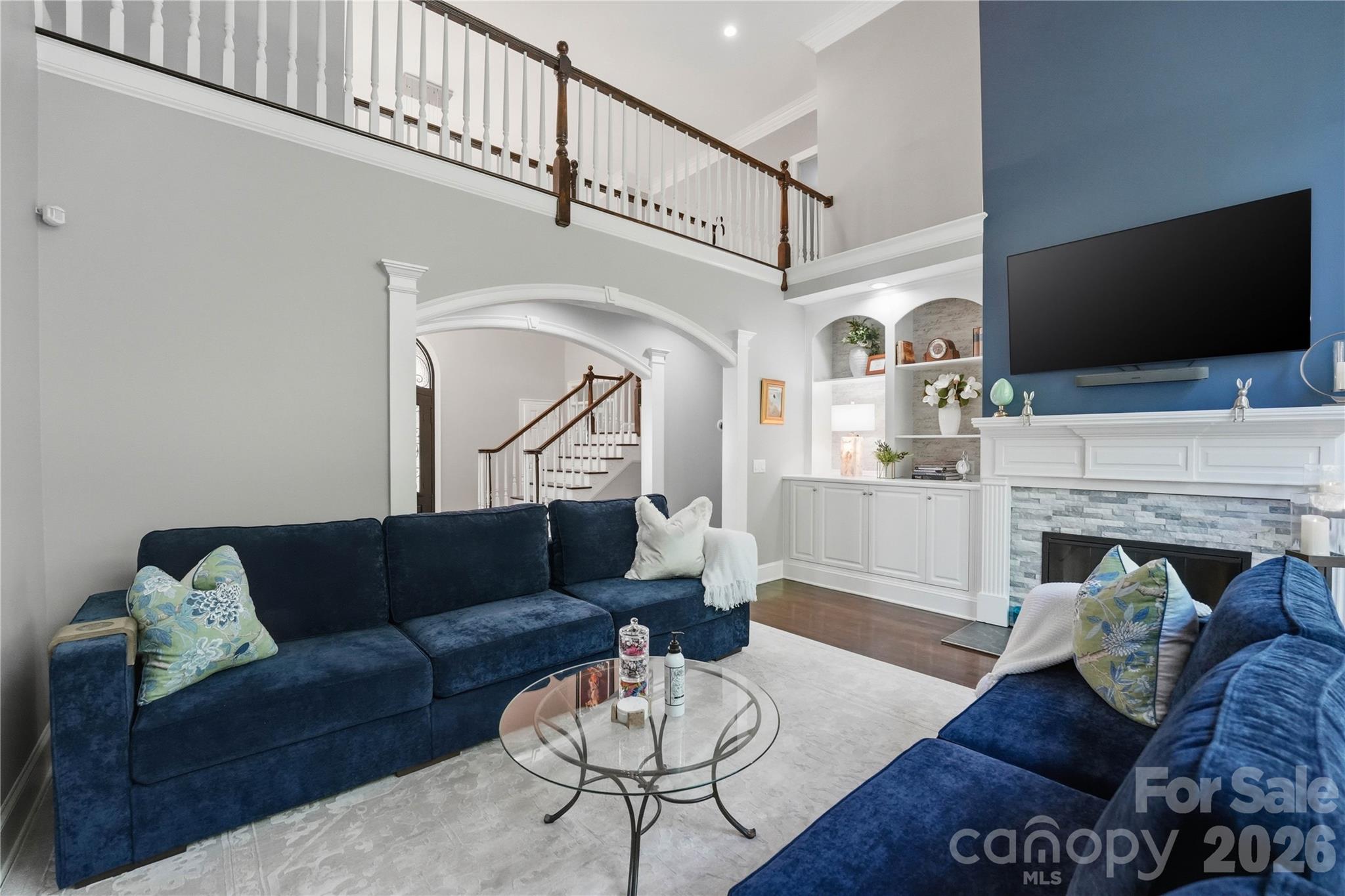 The Peninsula - Residential