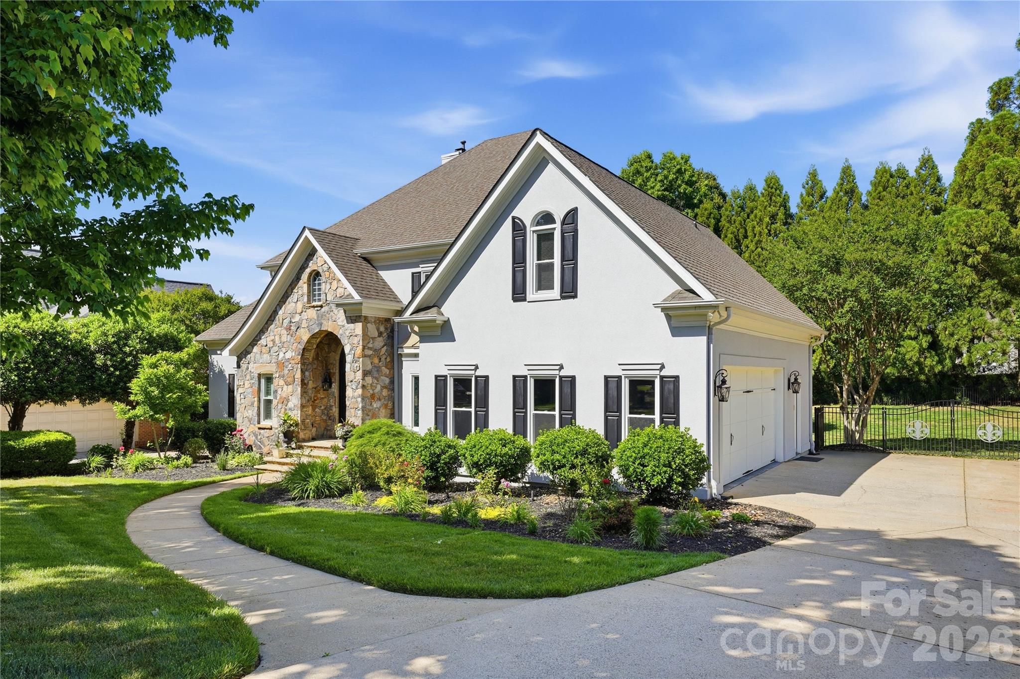 The Peninsula - Residential