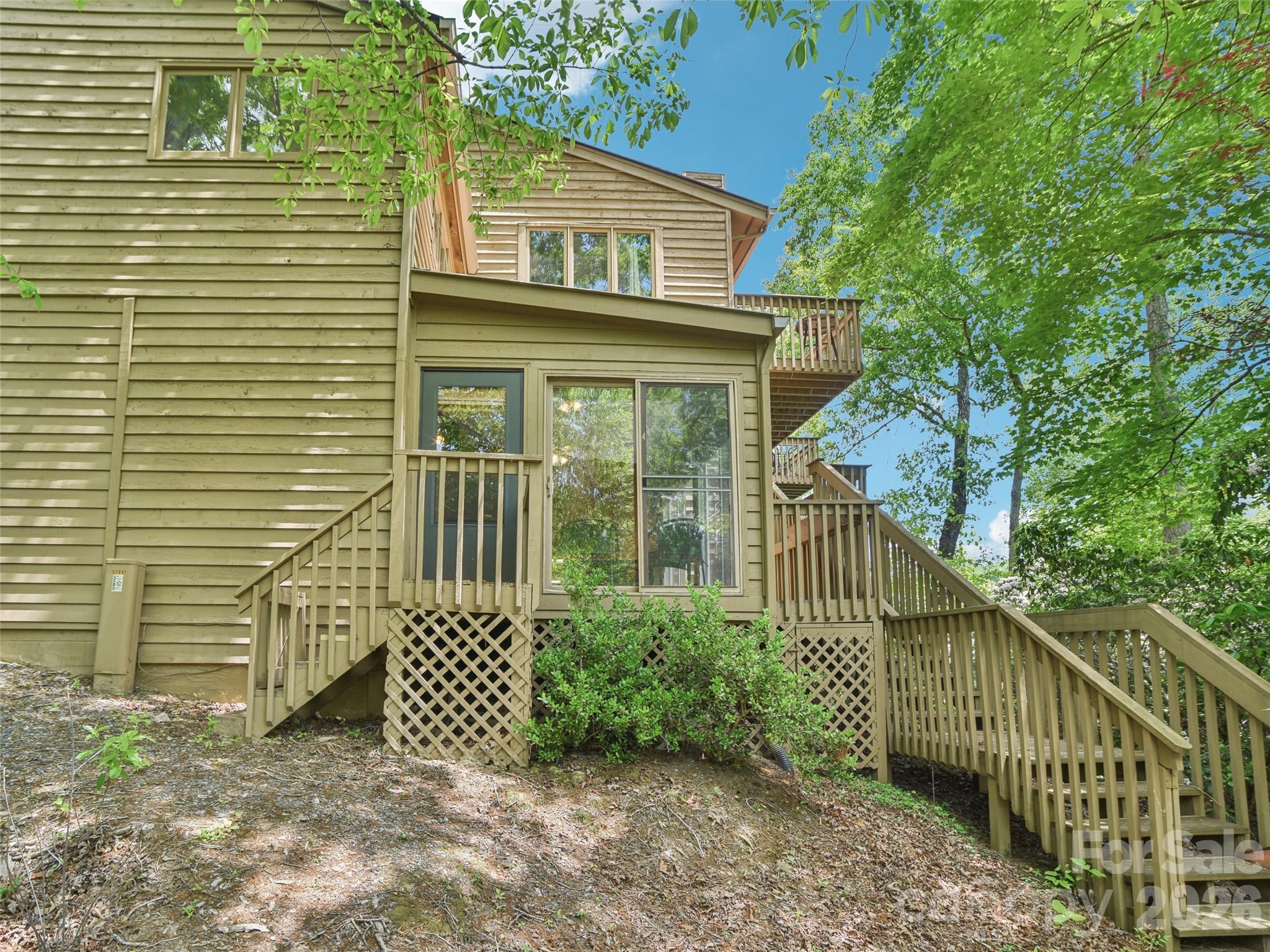 Rumbling Bald on Lake Lure - Residential
