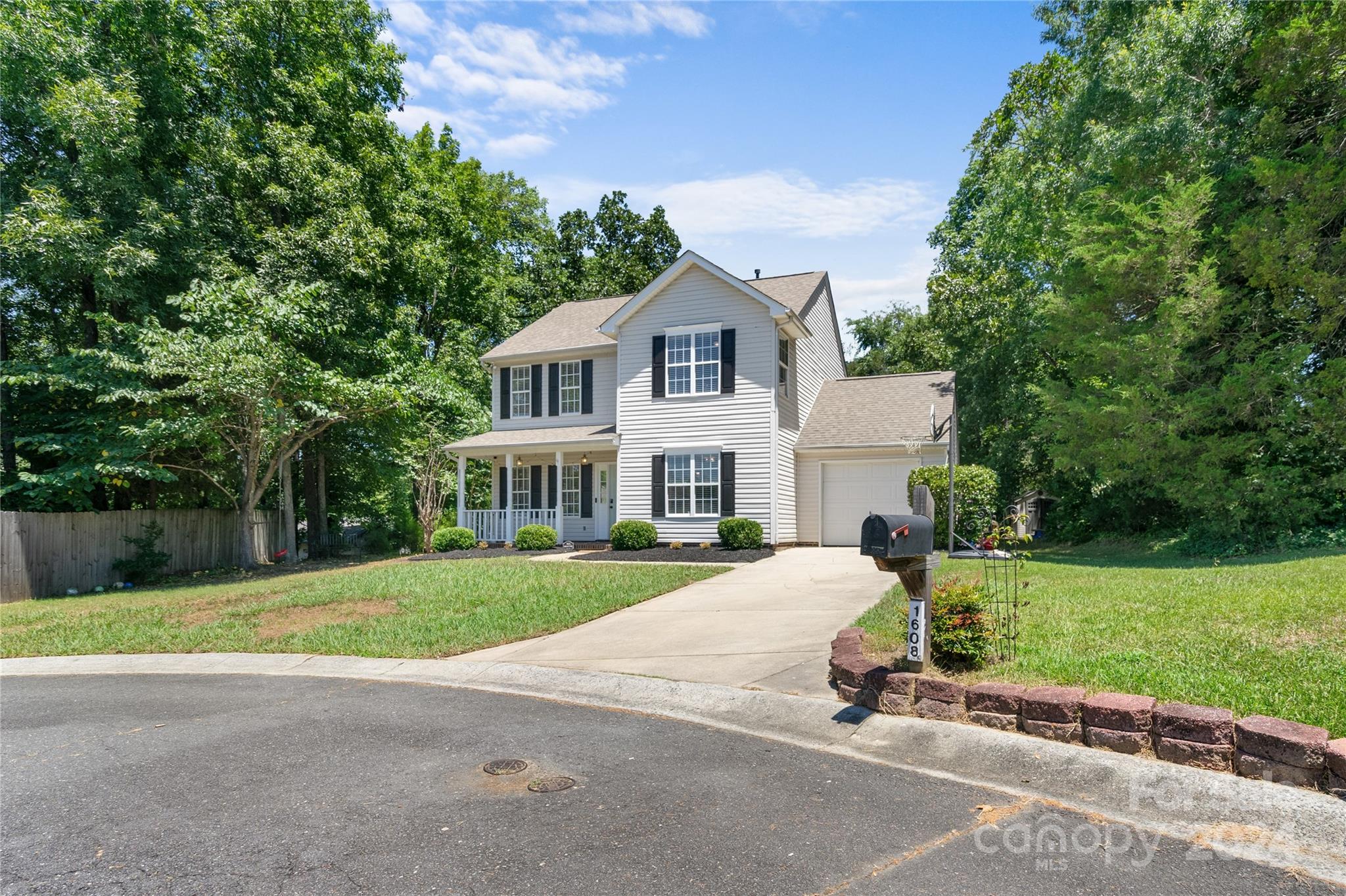 Hollythorn - Residential