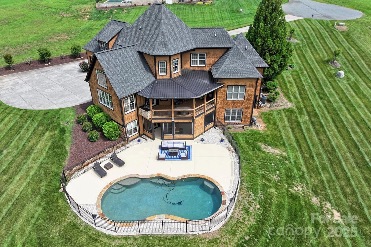 270 Sandhills Court