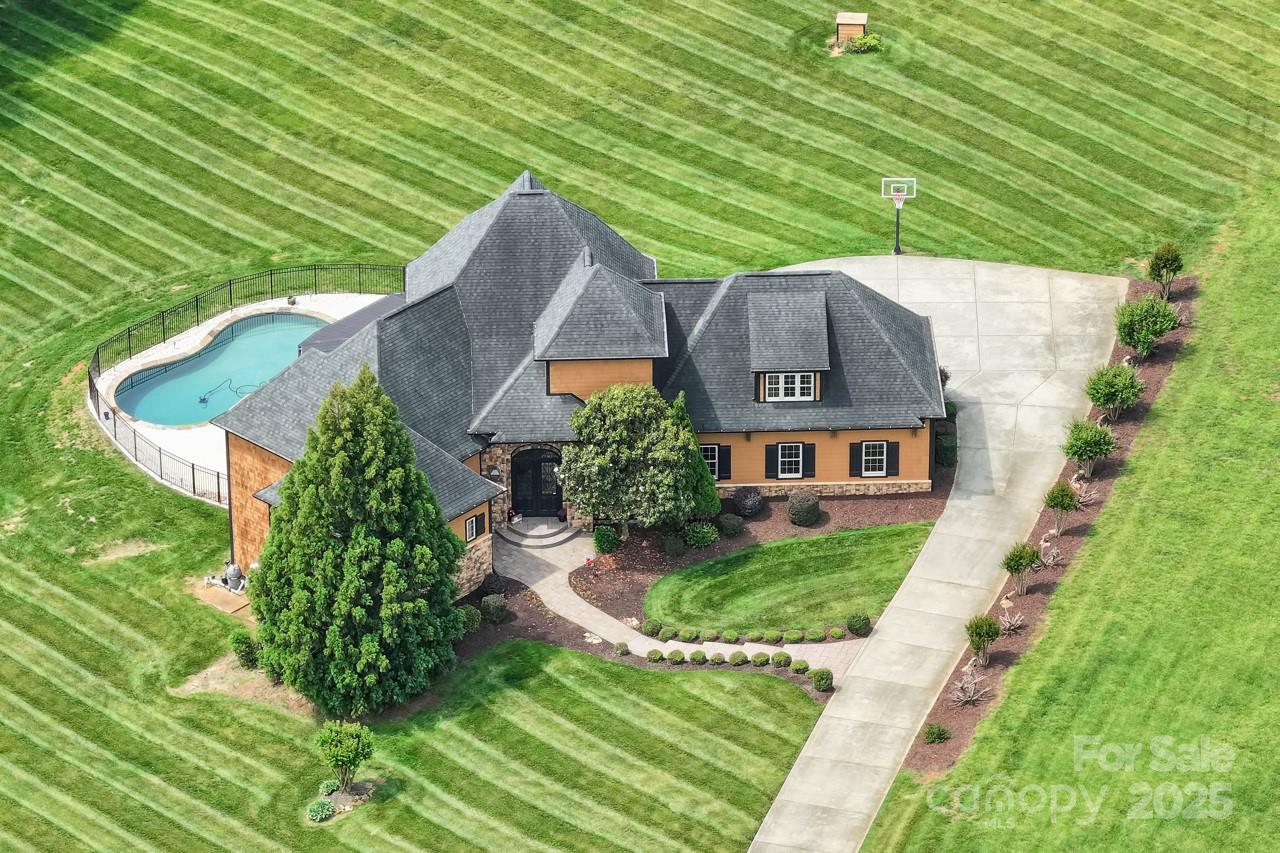 270 Sandhills Court