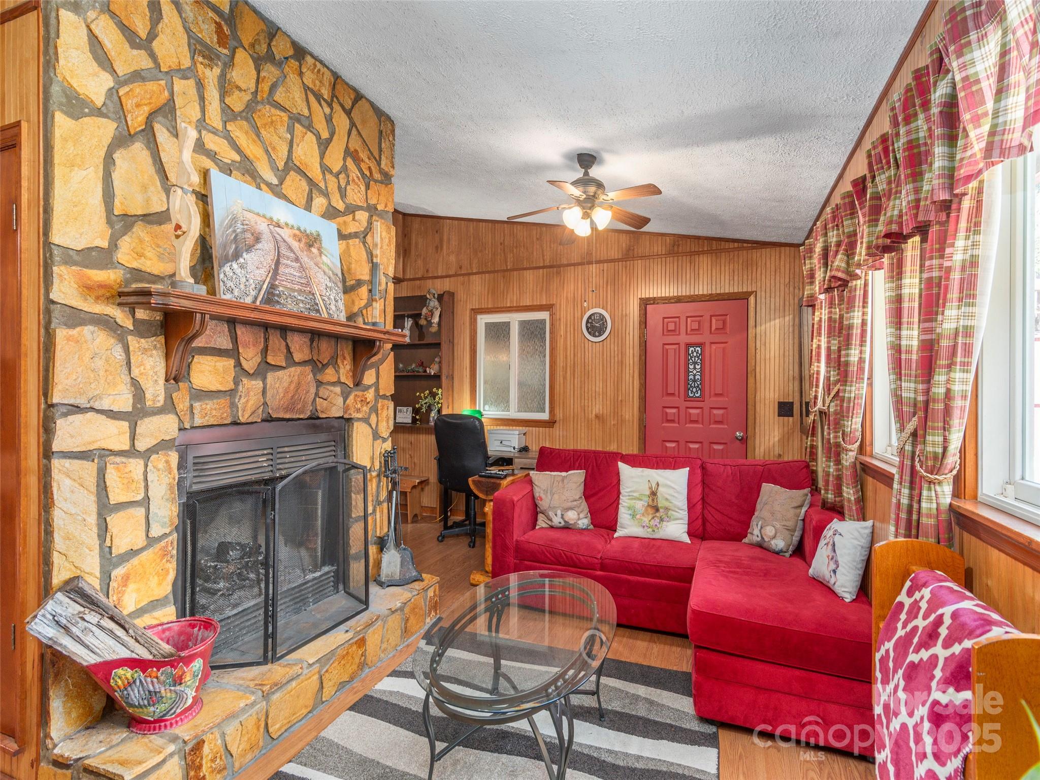 3834 Panther Creek Road