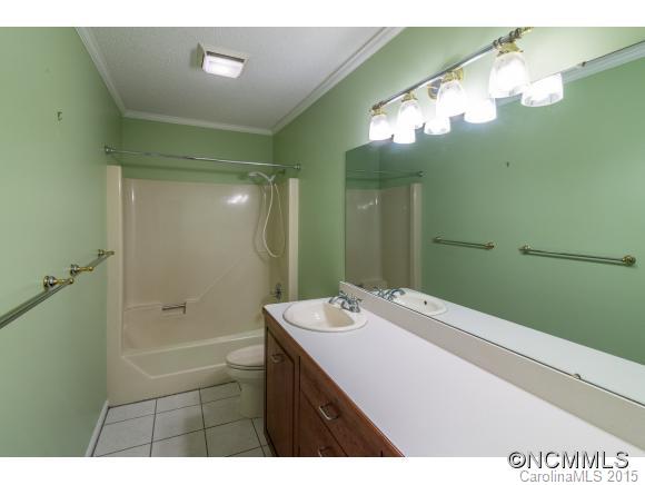 The Lynx Condominium - Residential