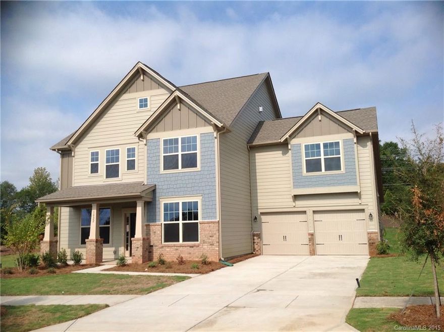 This is Fort Mill's newest and fastest selling community nestled next to the Catawba River, with vast walking trails, upscale amenities and Fort Mill "A" Rated schools. Eight minutes to 1-77 and shopping, and 20 minutes to Charlotte Douglas International Airport! Where Life Grows and Happiness begins!
This floor plan is most popular of the Traditions collection, very versatile for all lifestyles. Home is move-in-ready!!!! Located on private circle with wooded areas behind.
