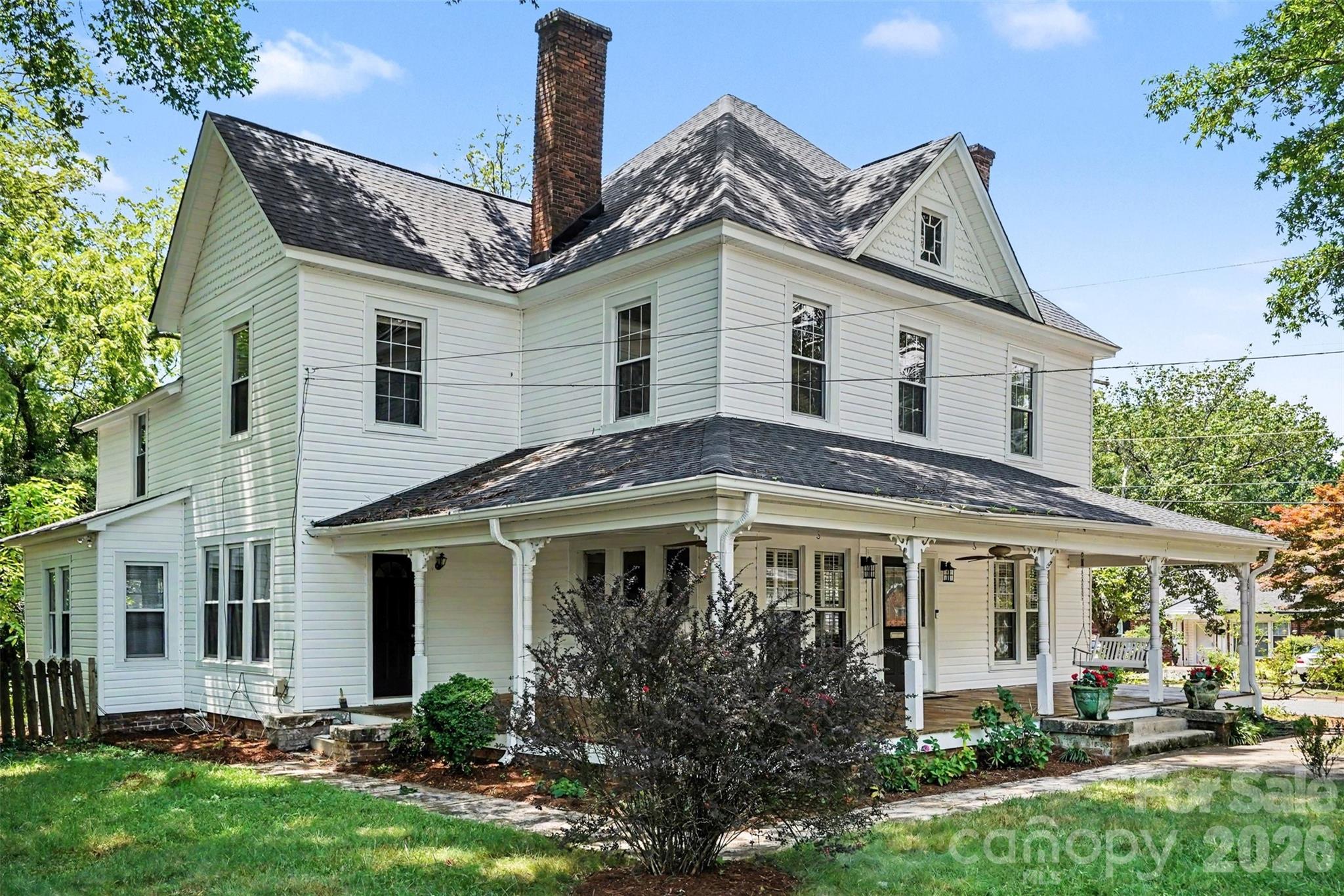 313 Gold Street