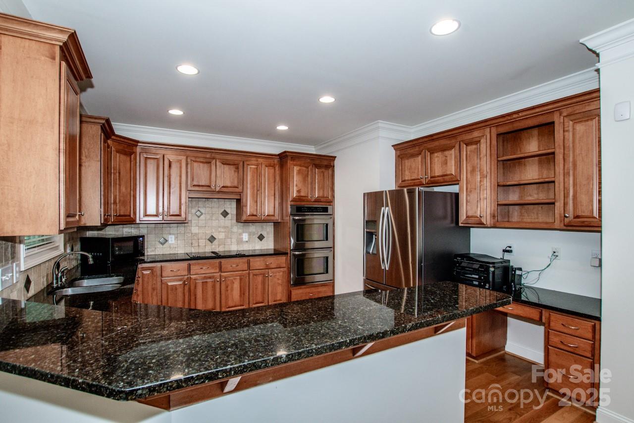 Maple Leaf - Residential