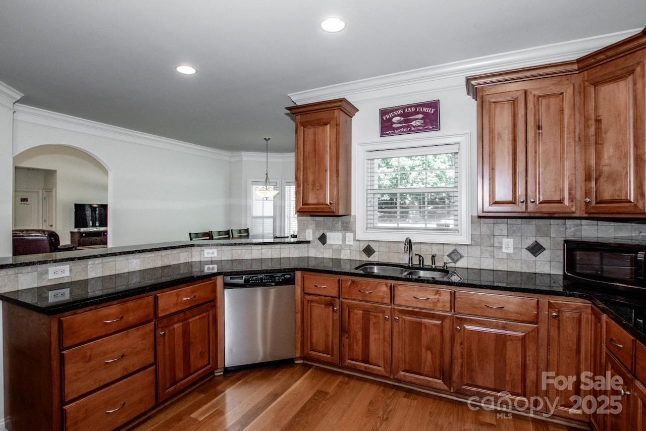 Maple Leaf - Residential