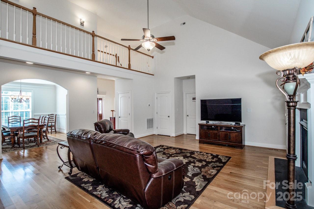 Maple Leaf - Residential