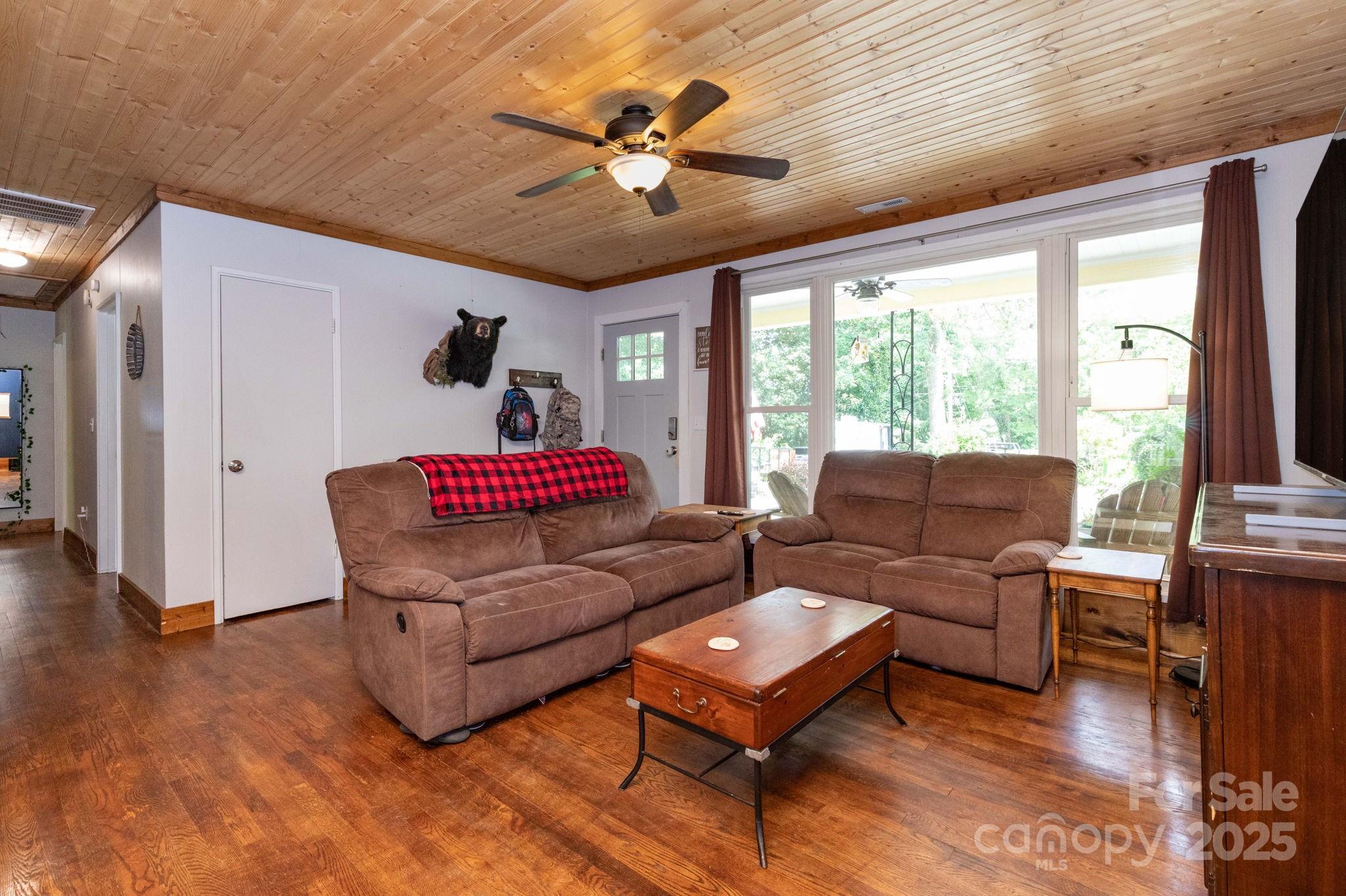 229 Ewart Drive