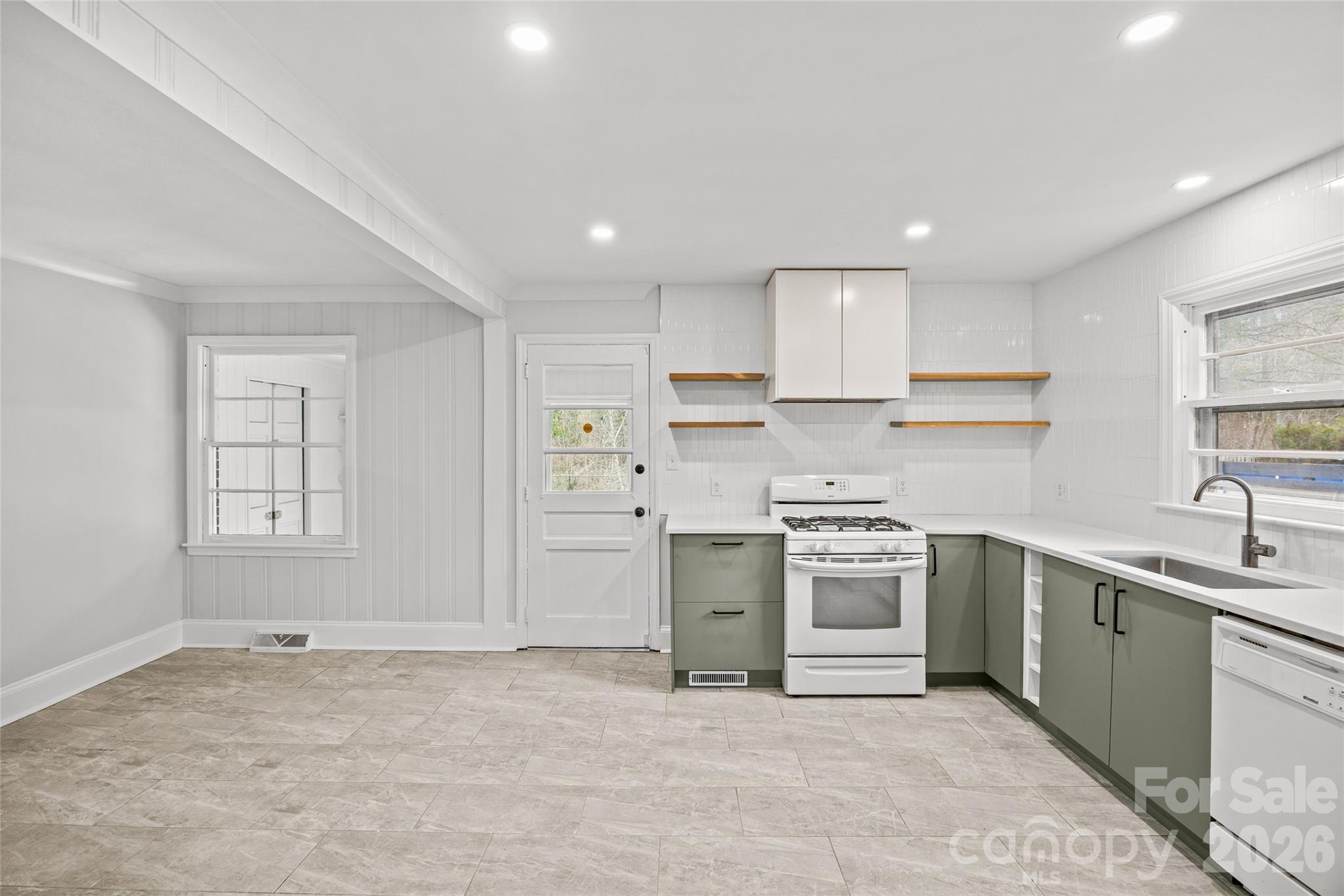 Eastway Park - Residential