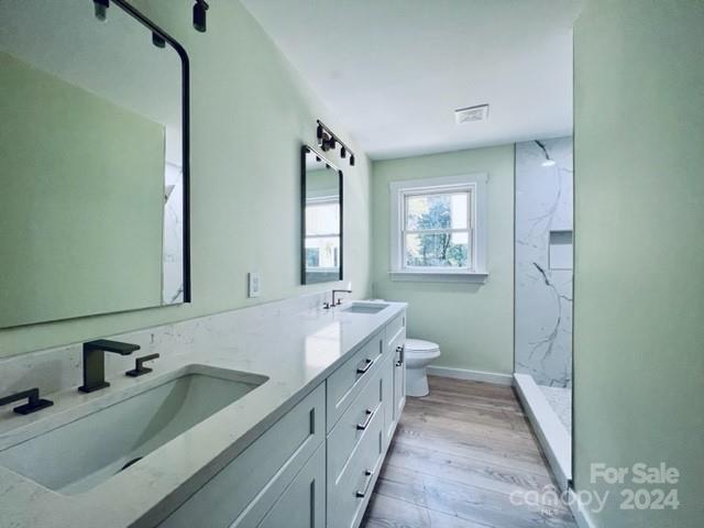 Casa Linda Estates - Residential