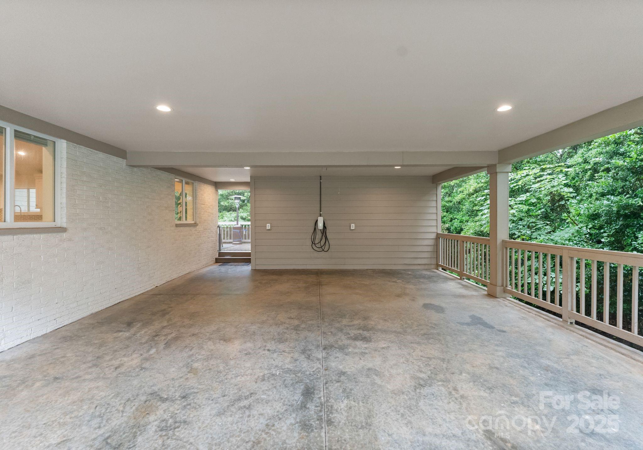 6527 Burlwood Road