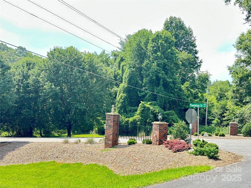 If you're looking to invest a developed water community, look no further than Plantation Point.

Enjoy peace of mind knowing that the seller has already had the property perked for a 3-bedroom home. 

Plantation Point has low HOA fees and minimum square footage to building, so you can build your dream vacation home or primary residence without breaking the bank. 

McDowell County offers hiking trails, fishing, swimming, and boat activities at Lake James. State Parks and a golf course are also within 10 minutes of the property.