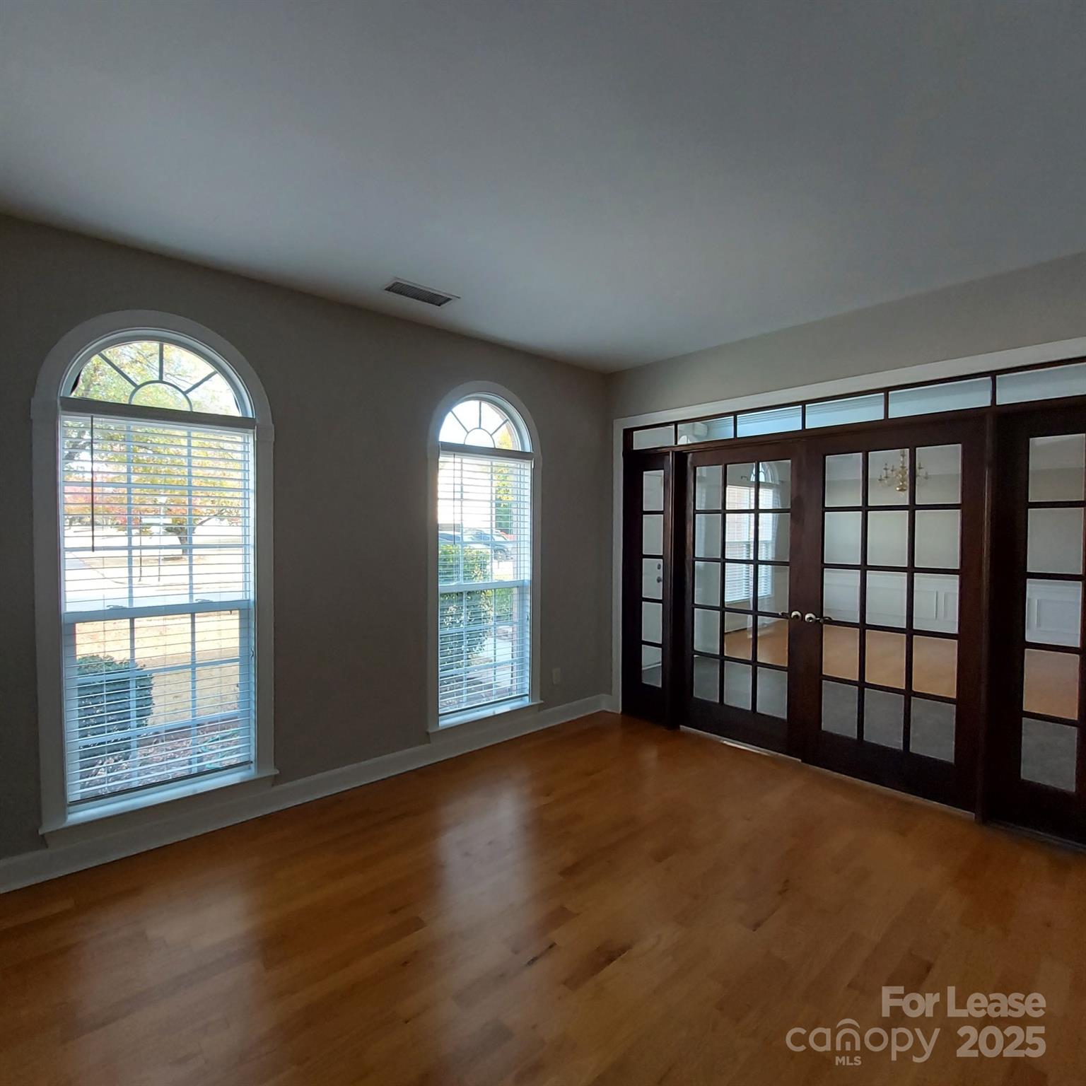 10820 Knight Castle Drive