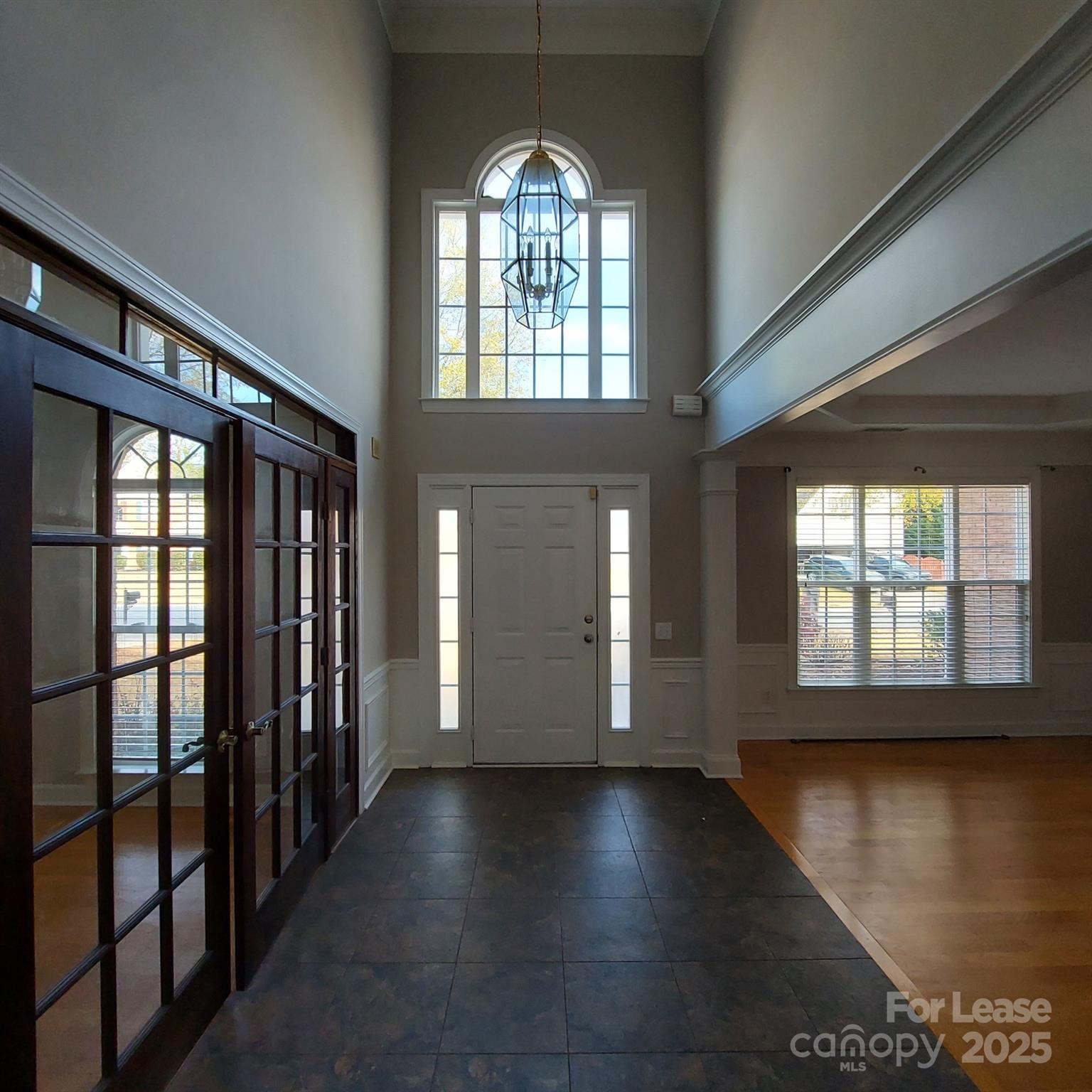 10820 Knight Castle Drive