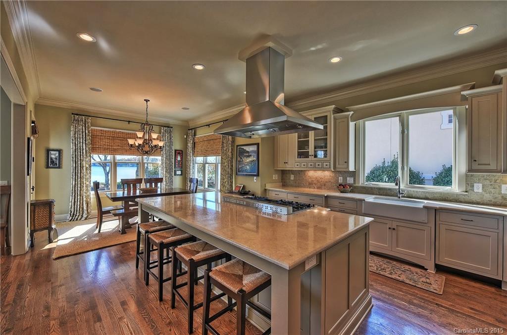 The Peninsula - Residential