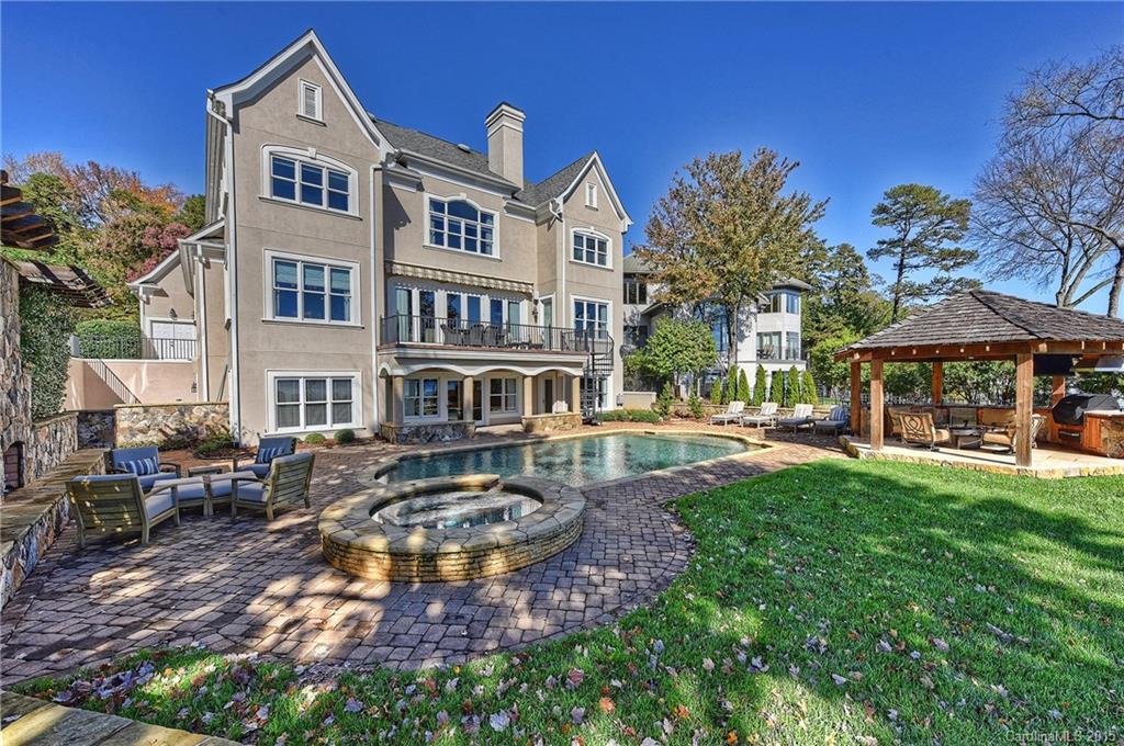 The Peninsula - Residential