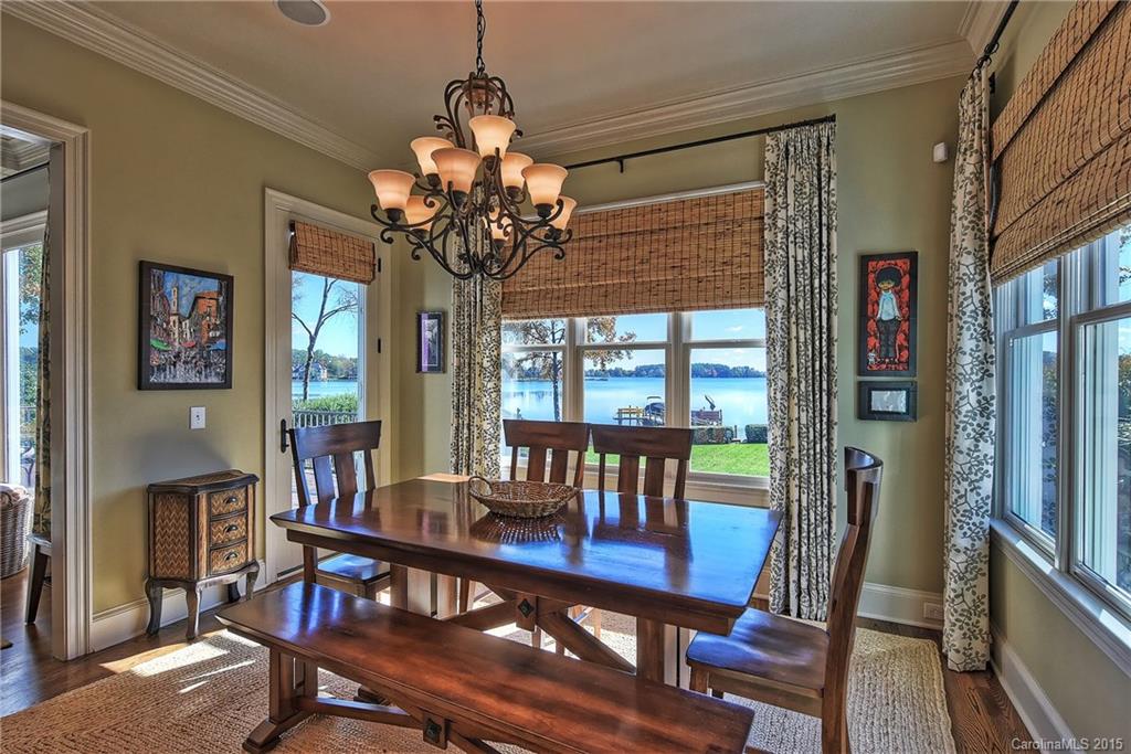 The Peninsula - Residential