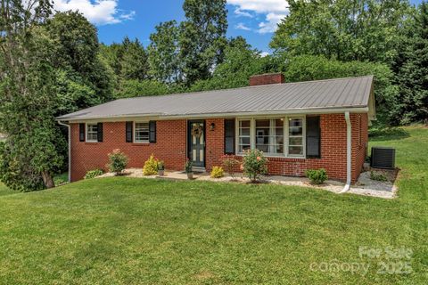 53 Belmont Street Canton NC 28716