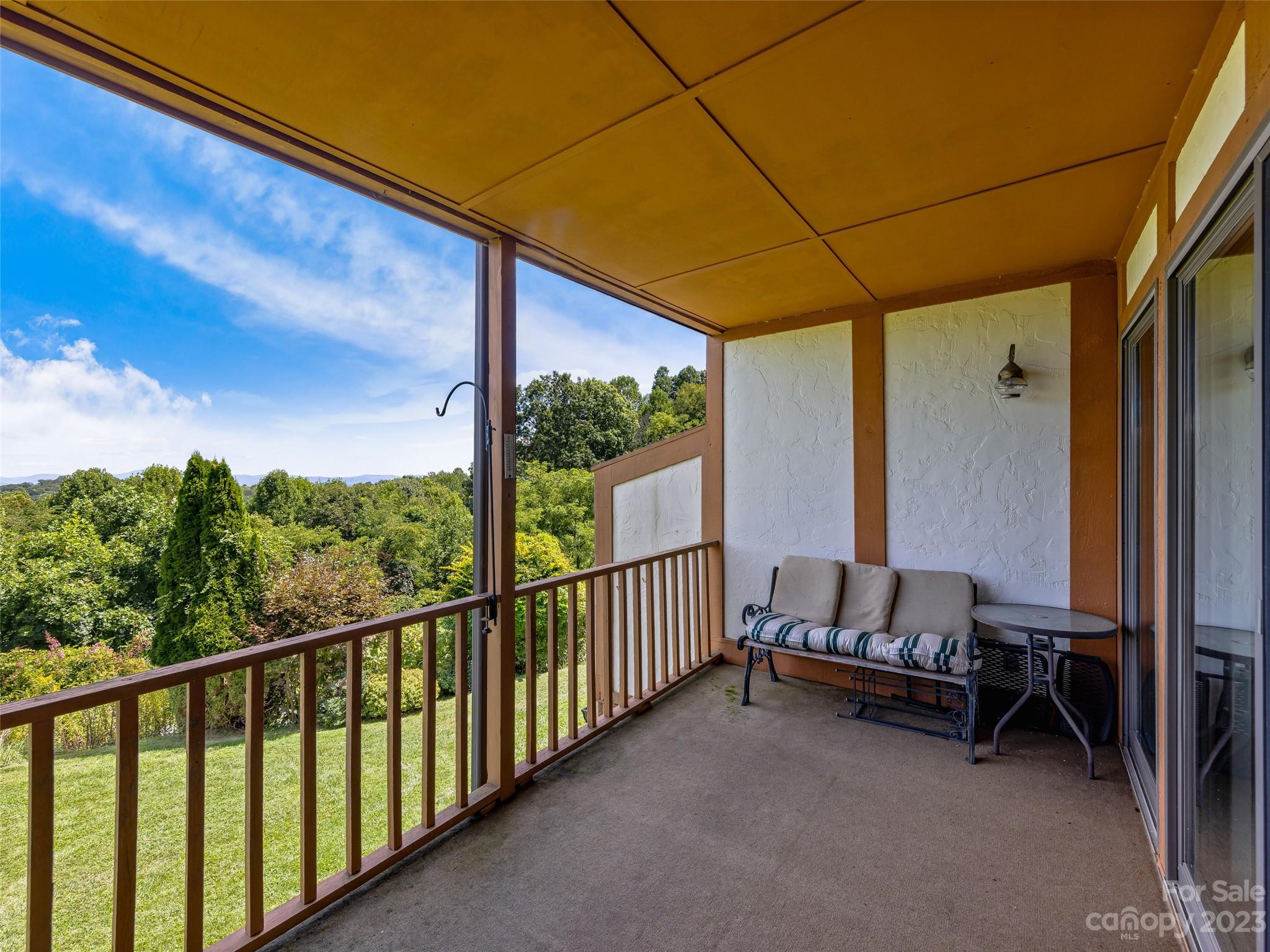 Fleetwood Plaza - Residential