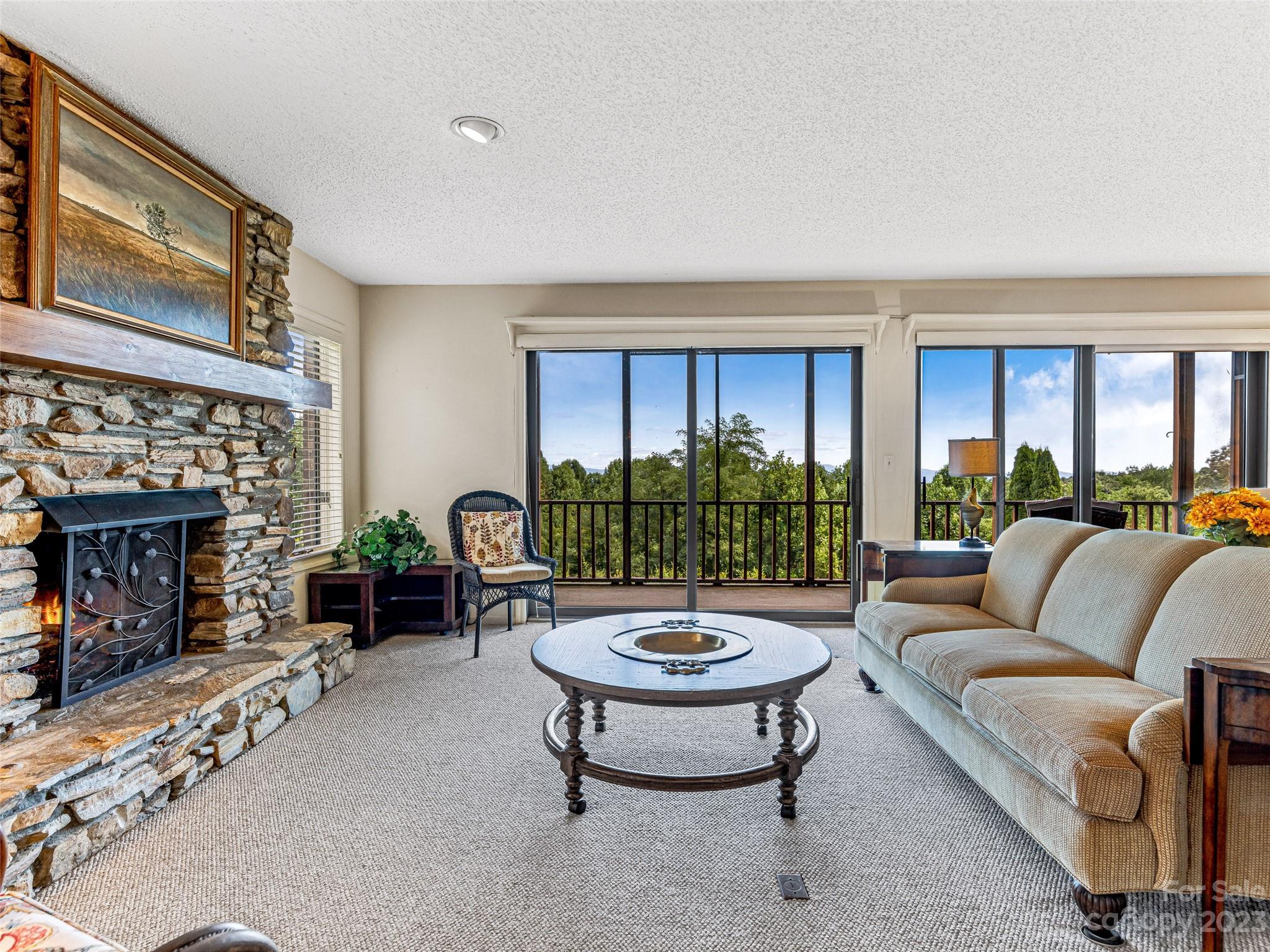 Fleetwood Plaza - Residential