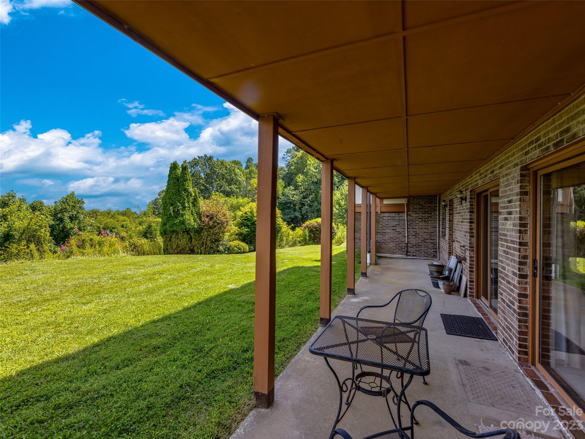 Fleetwood Plaza - Residential