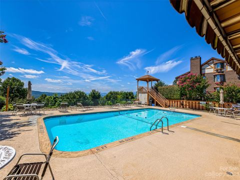 A home in Hendersonville