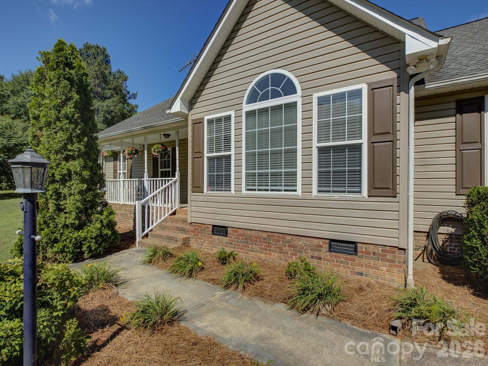 2436 Chester Highway